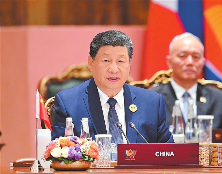 习近平出席金砖国家领导人第十八次会晤第二阶段会议并发表重要讲话